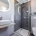 Mp Luxury With Swimming Pool 度假居 *