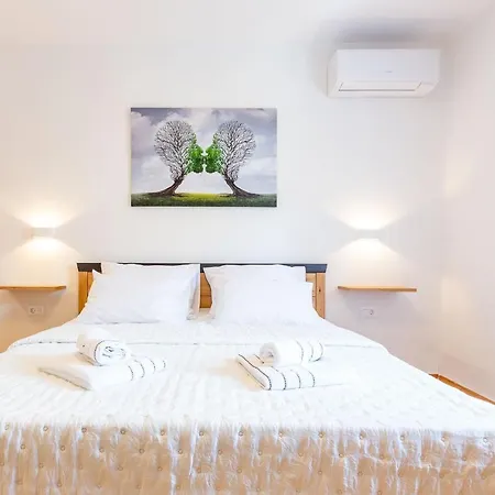 Сasa de vacaciones Mp Luxury With Swimming Pool Zadar