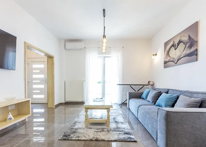 Дом отдыха Mp Luxury With Swimming Pool